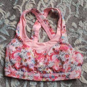 LULULEMON sports bra
